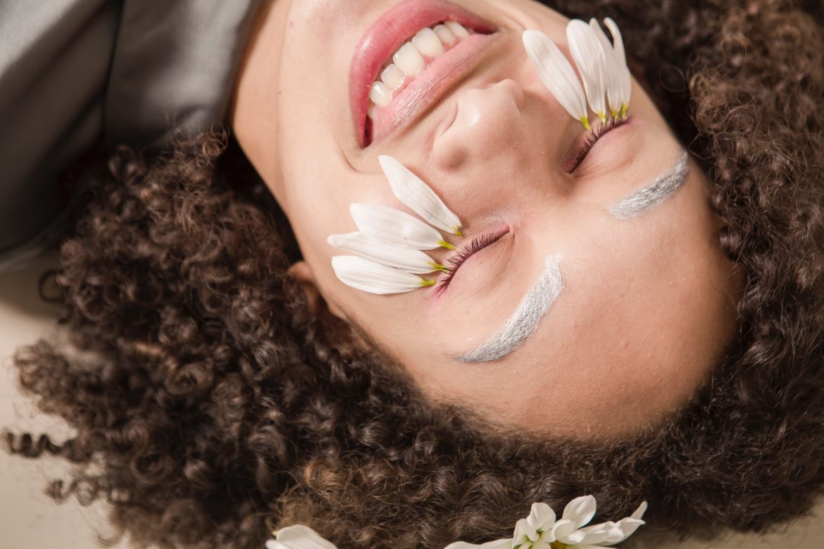 Eating for Healthy Teeth: A Dentist’s Guide to Tooth-Friendly Nutrition